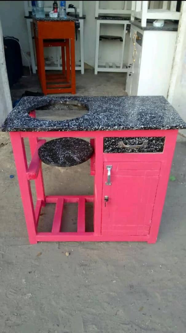 Mini-Cabinet
